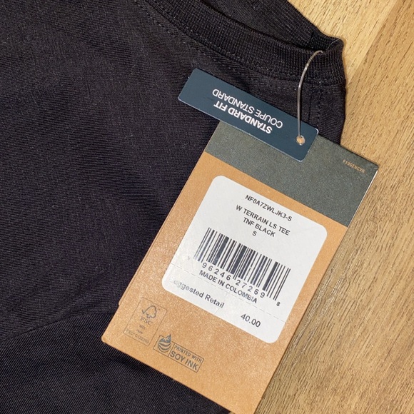 The North Face Terrain Long Sleeve Tee - Picture 6 of 9